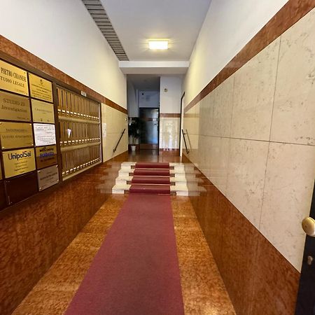 Nicholas B&B City Center- Apartment 博洛尼亚 外观 照片